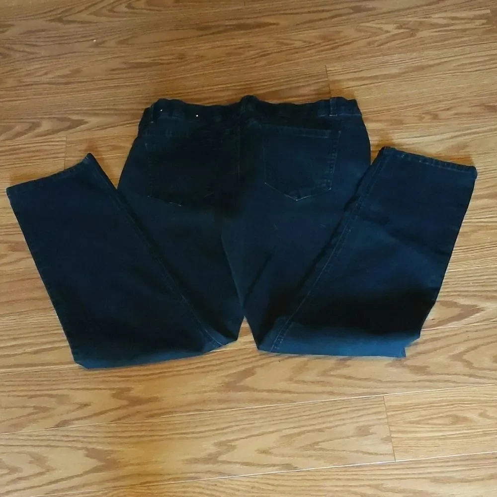 Dana Buchman black stretch band jeans